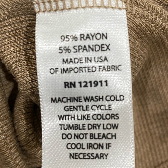 NWT LNA Long Sleeve Otis Ribbed Top Size 2X - Picture 12 of 12